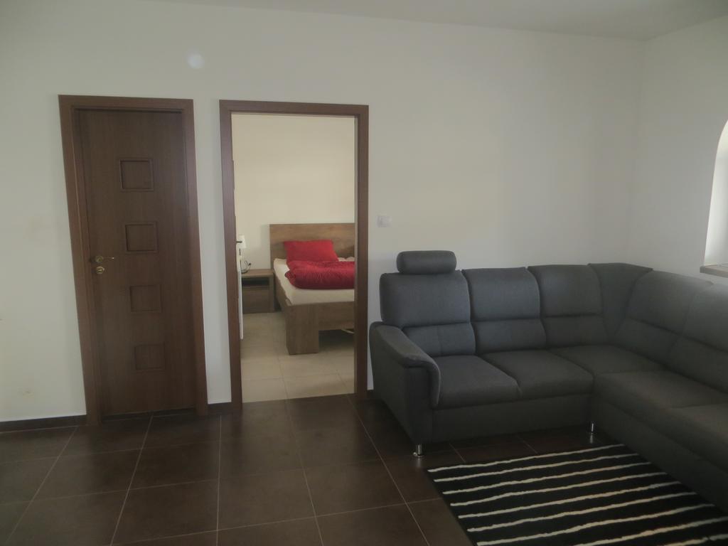 Hotel U Vinarstvi Mutěnice Esterno foto