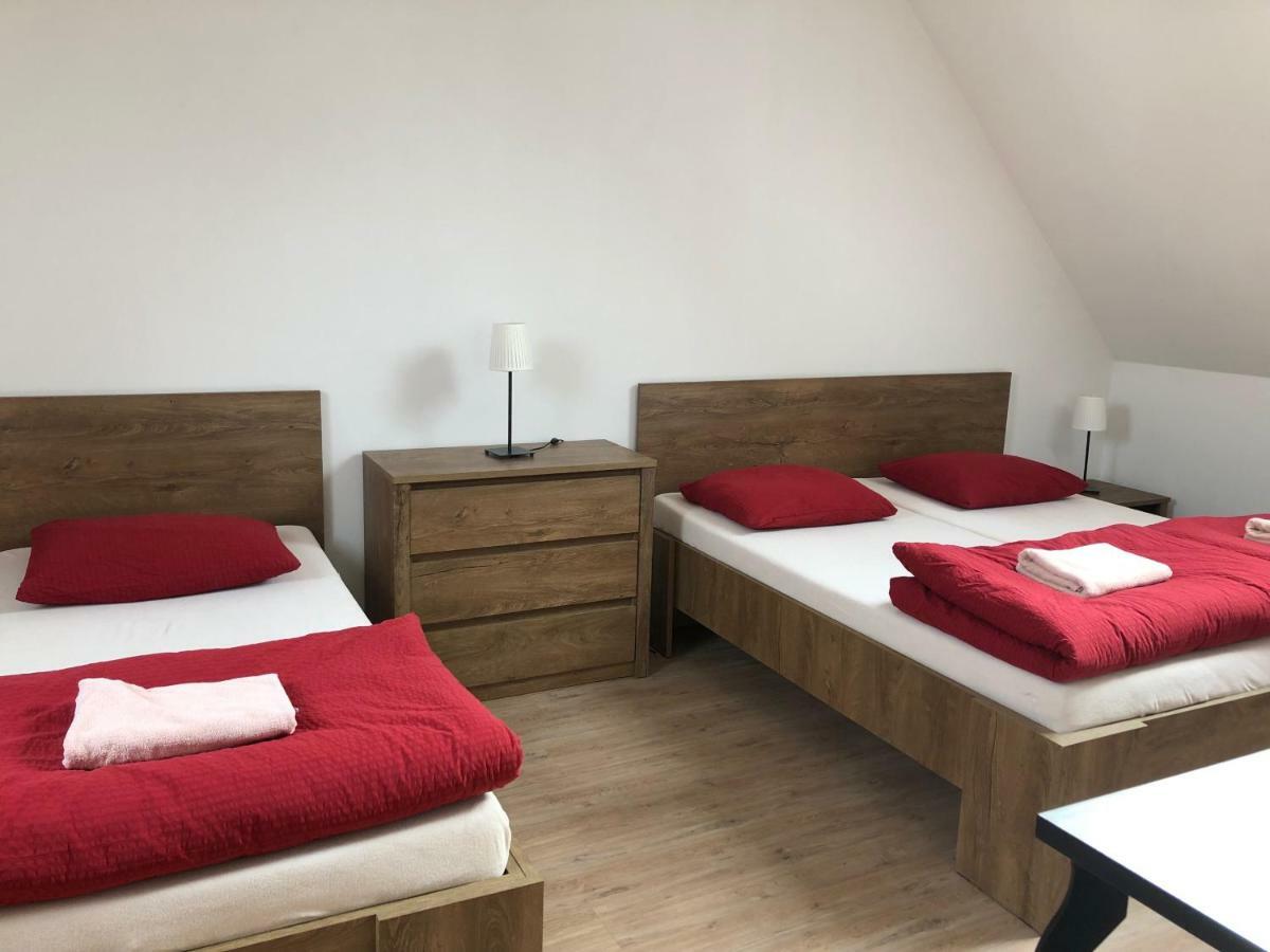 Hotel U Vinarstvi Mutěnice Esterno foto